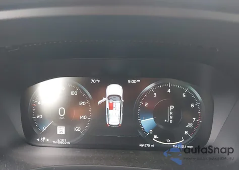 2020 Volvo V60 Cross Country T5 z USA, uszkodzony, nr VIN YV4102WKXL1030210